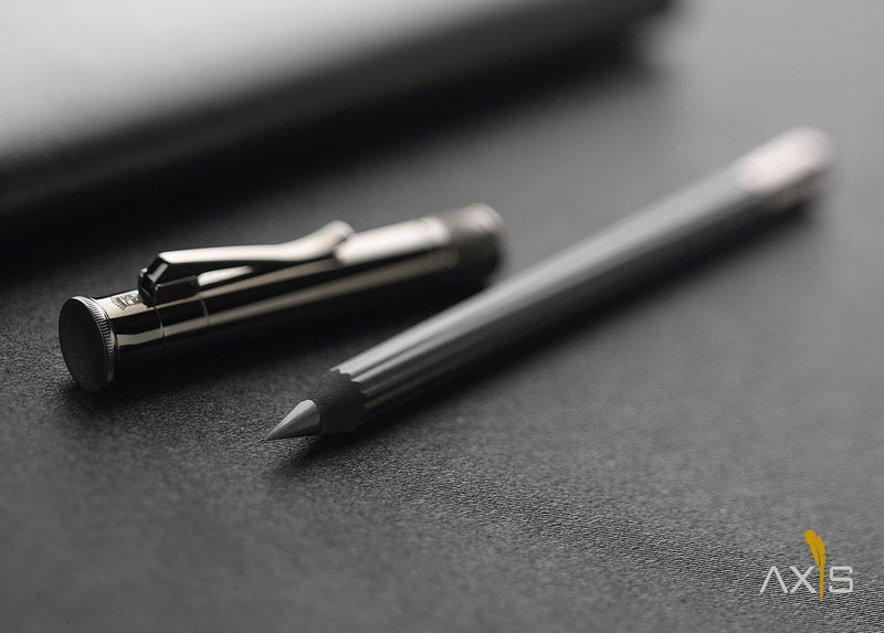 Der Perfekte Bleistift, platiniert, Magnum Black Edition - {{ vendor.name }}