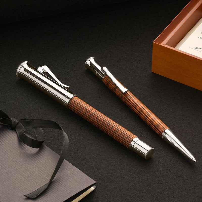 Graf von Faber-Castell Drehkugelschreiber Limited Edition Snakewood